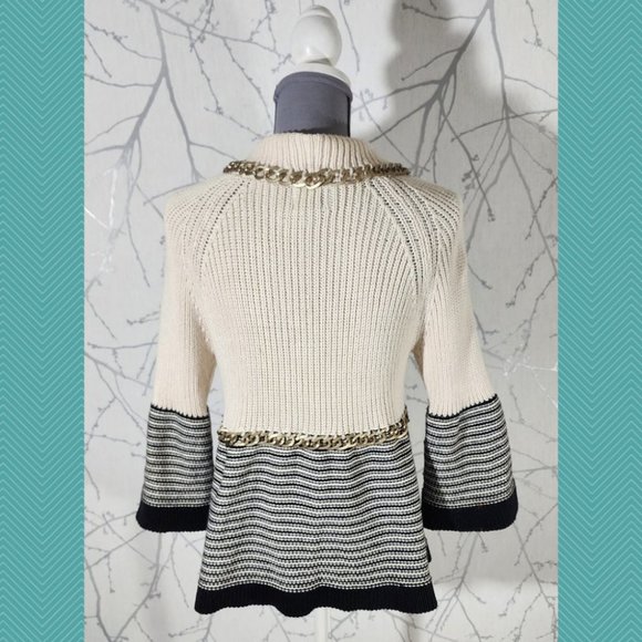 Pure Handknit Chunky Knit Button Front Cardigan w/ Chainlink Detail - Picture 4 of 5